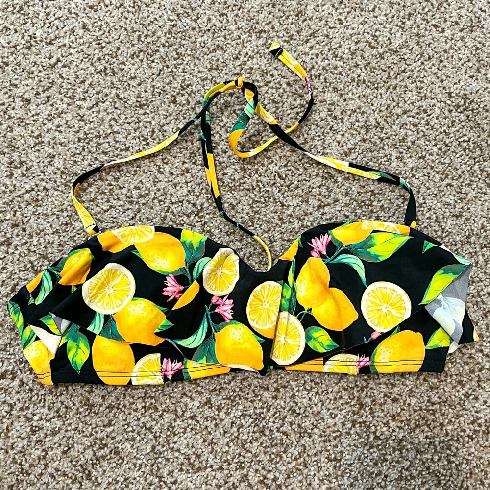 Lemon 2-Piece Swimsuit Set - Picture 2 of 5